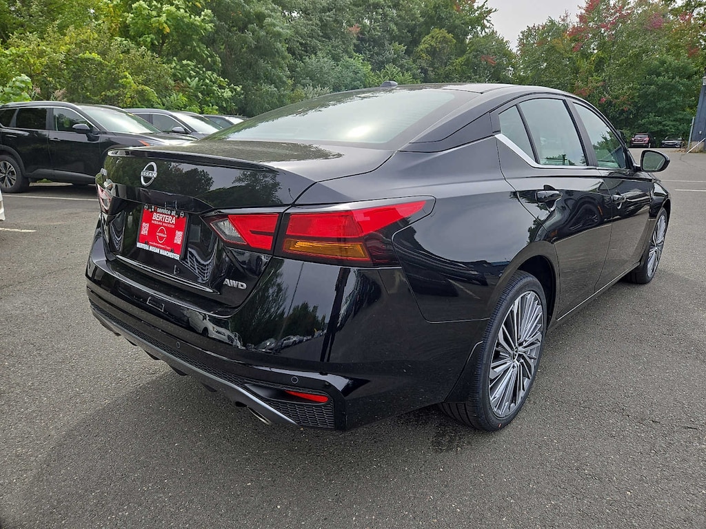 New 2026 Nissan Altima SV Sedan