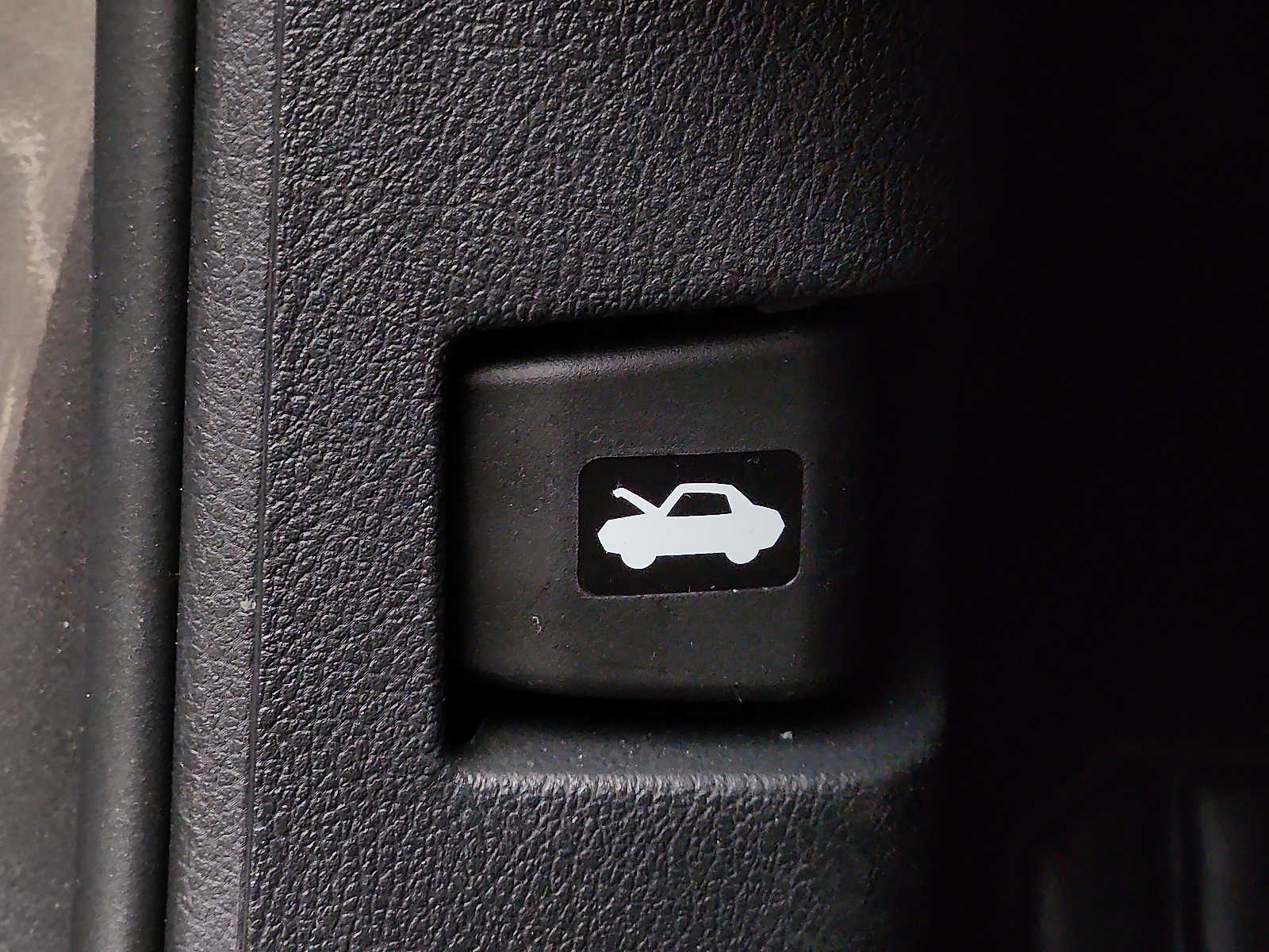 2025 Nissan Altima S - Photo 25