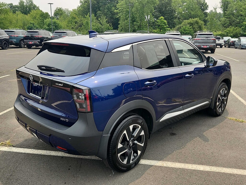 Used 2025 Nissan Kicks SV SUV
