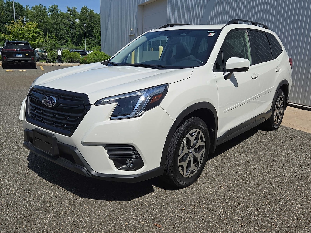 Used 2024 Subaru Forester Premium AWD