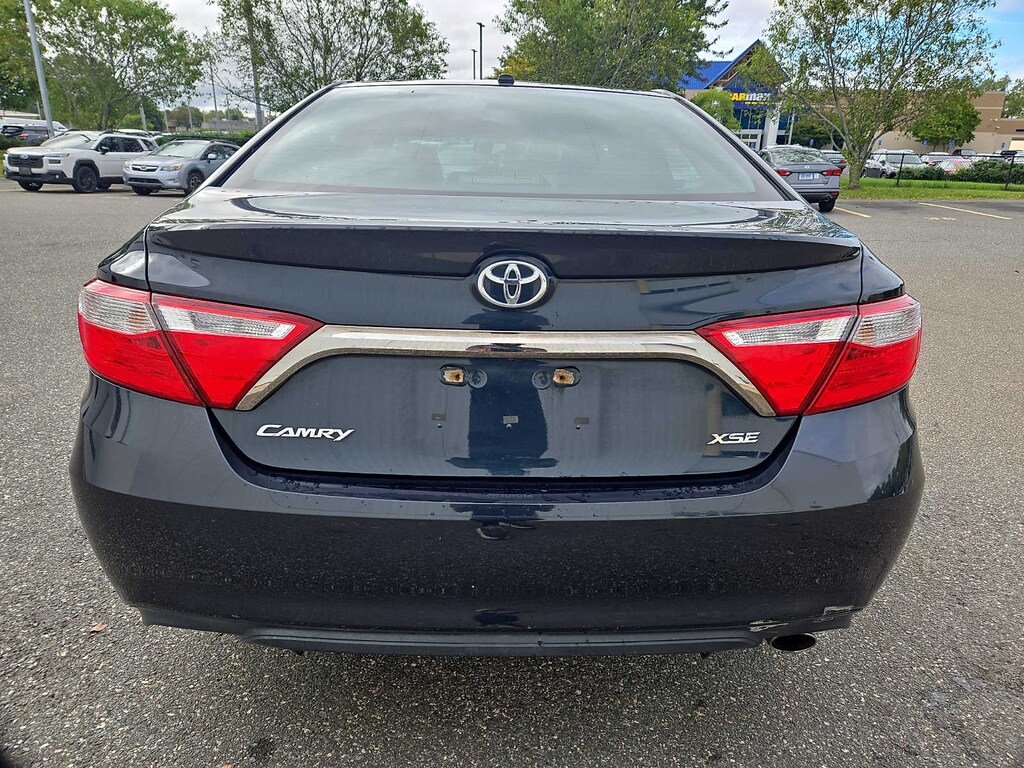 Used 2016 Toyota Camry XSE Sdn I4 Auto