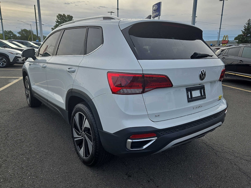 Used 2024 Volkswagen Taos SE 4MOTION