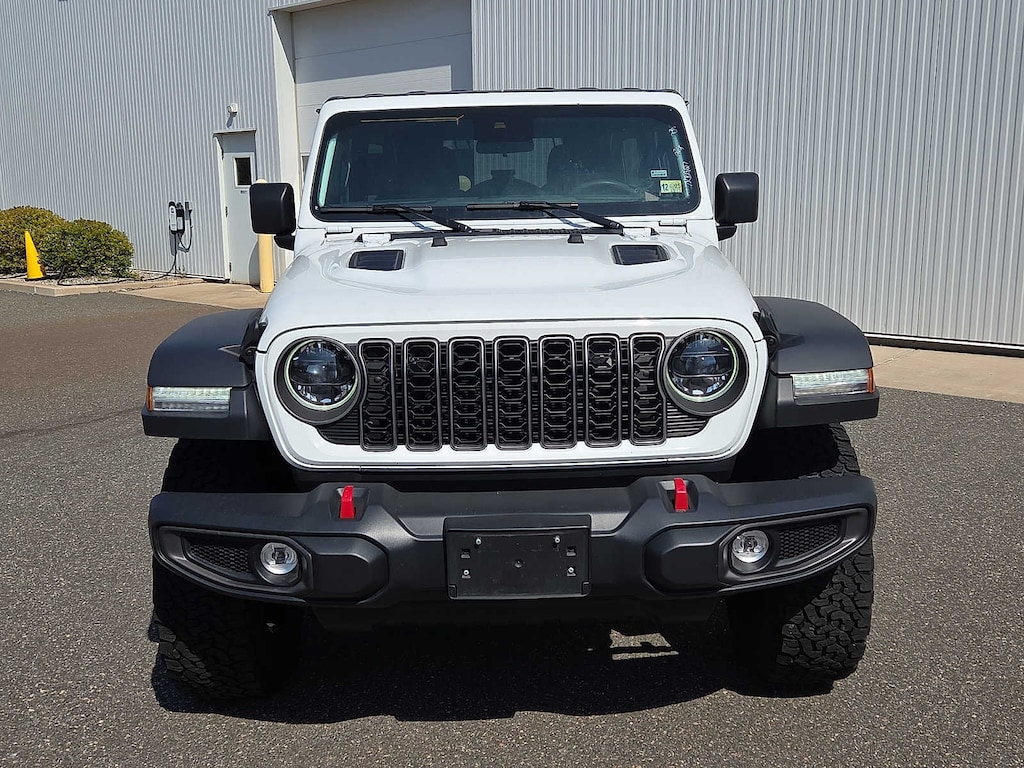 Used 2025 Jeep Wrangler Rubicon 4x4