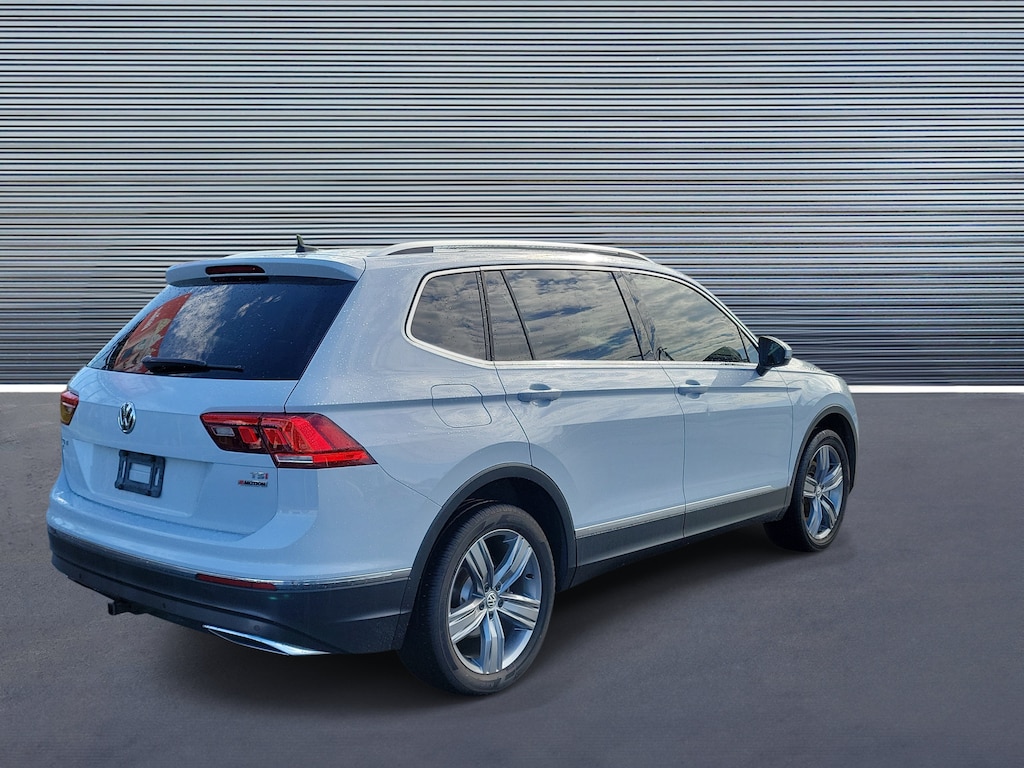Used 2018 Volkswagen Tiguan SEL Premium 2.0T SEL Premium 4MOTION