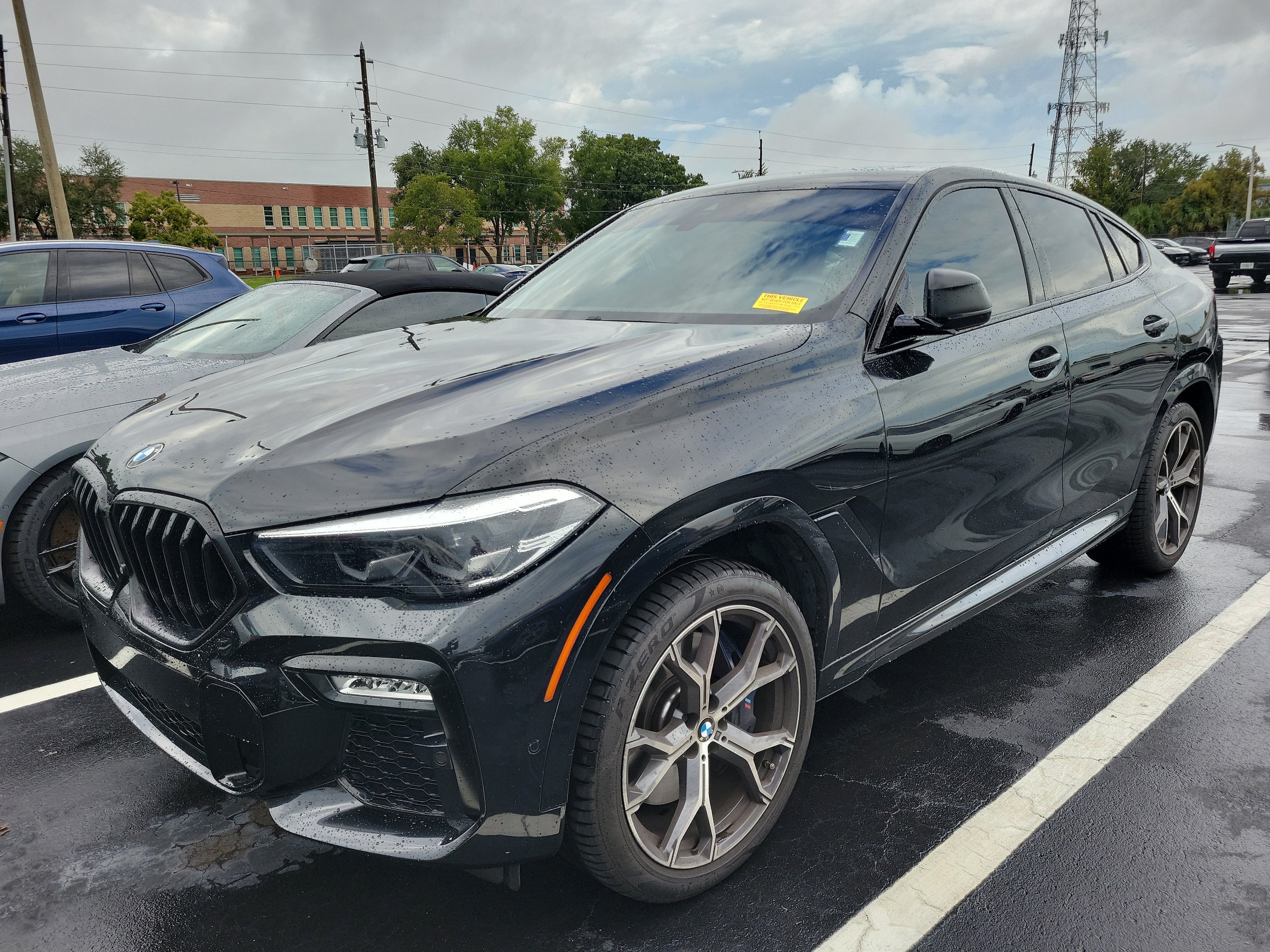 2021 BMW X6 M50i