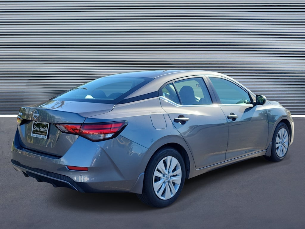 Used 2025 Nissan Sentra S S CVT