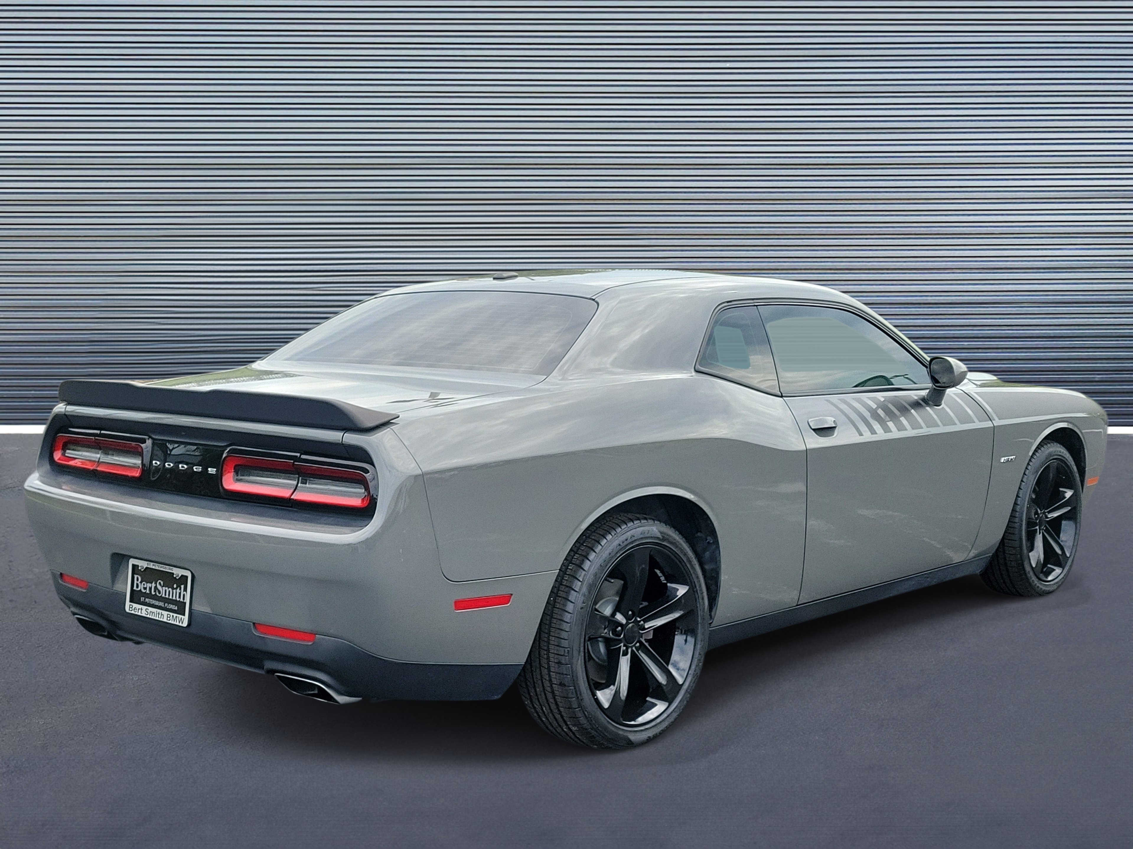 Used 2017 Dodge Challenger R/T Coupe