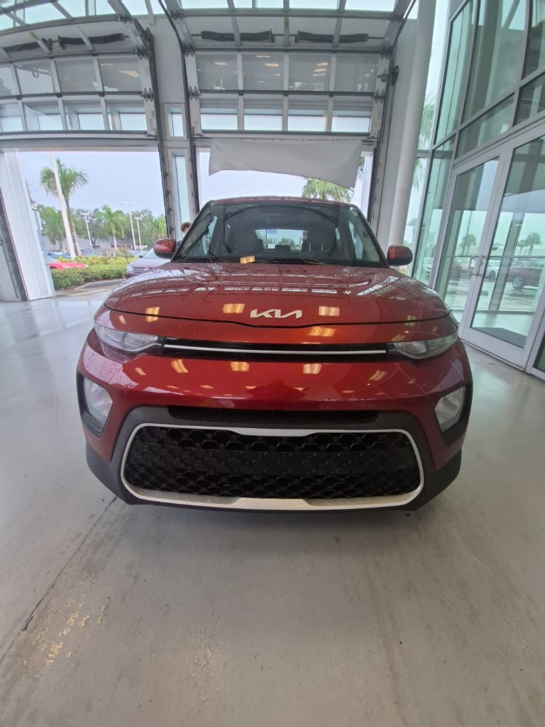 Used 2022 Kia Soul LX LX IVT