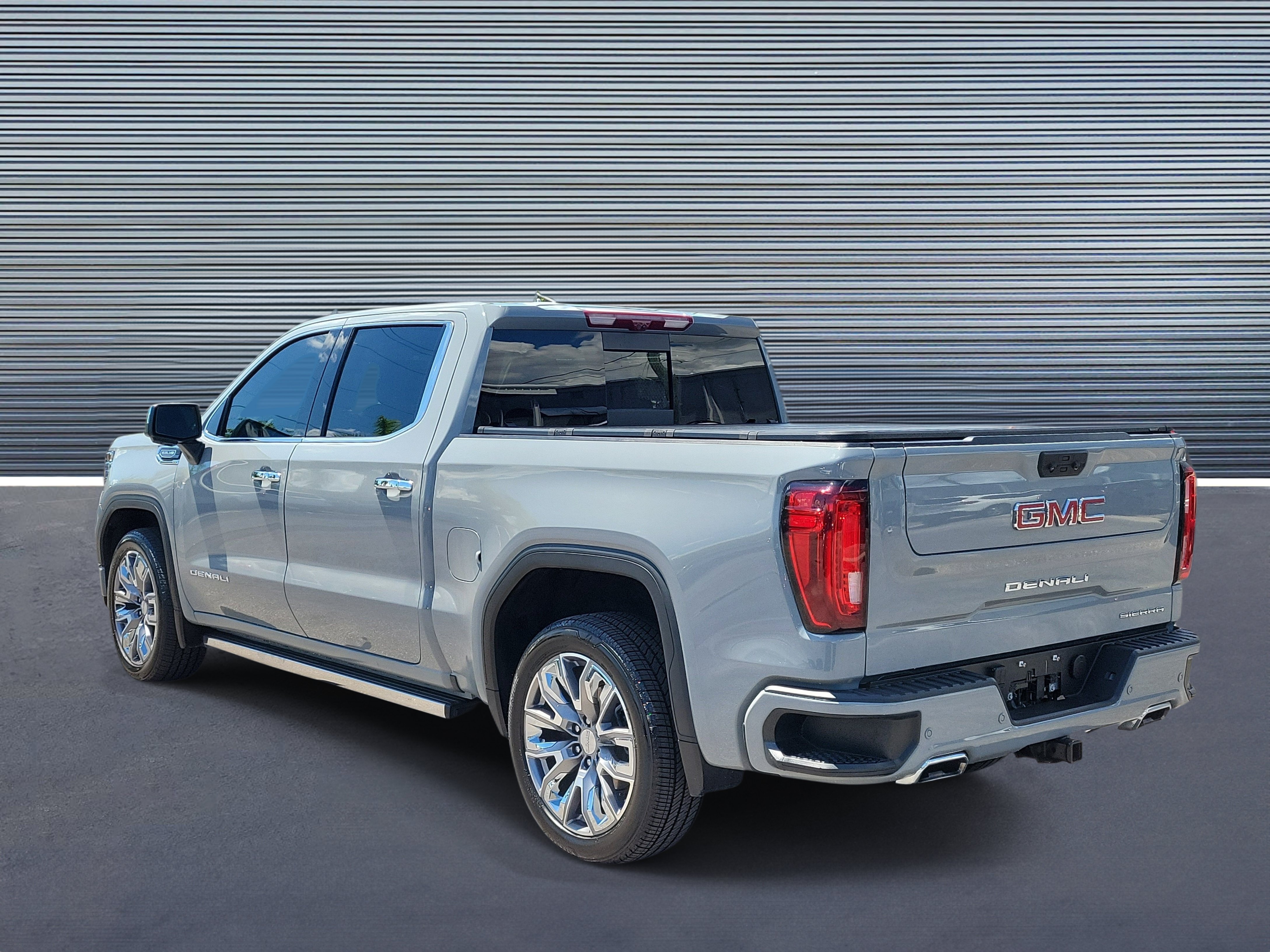 Used 2025 GMC Sierra 1500 Denali 4WD Crew Cab 147 Denali