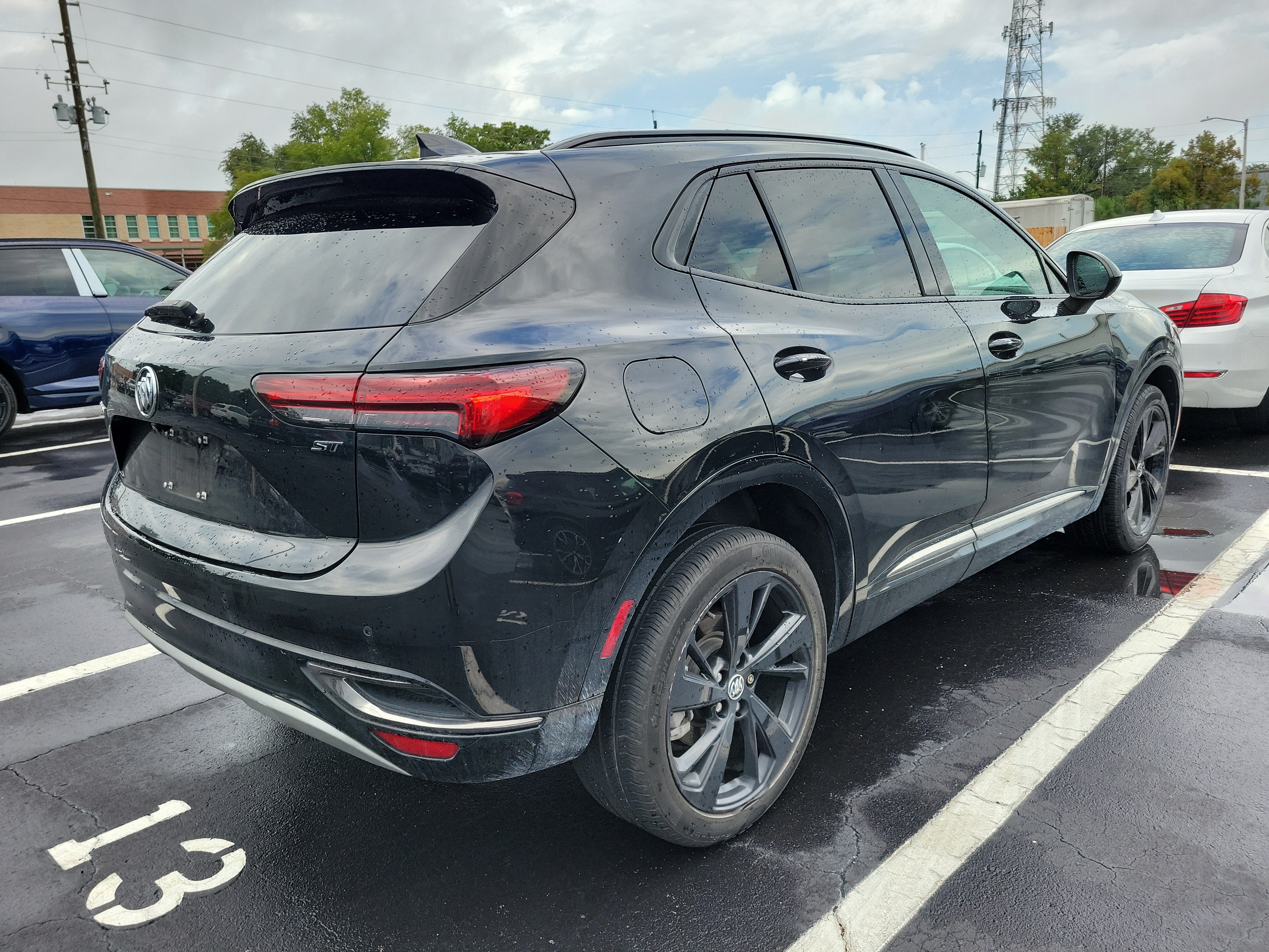Used 2022 Buick Envision Essence FWD Essence