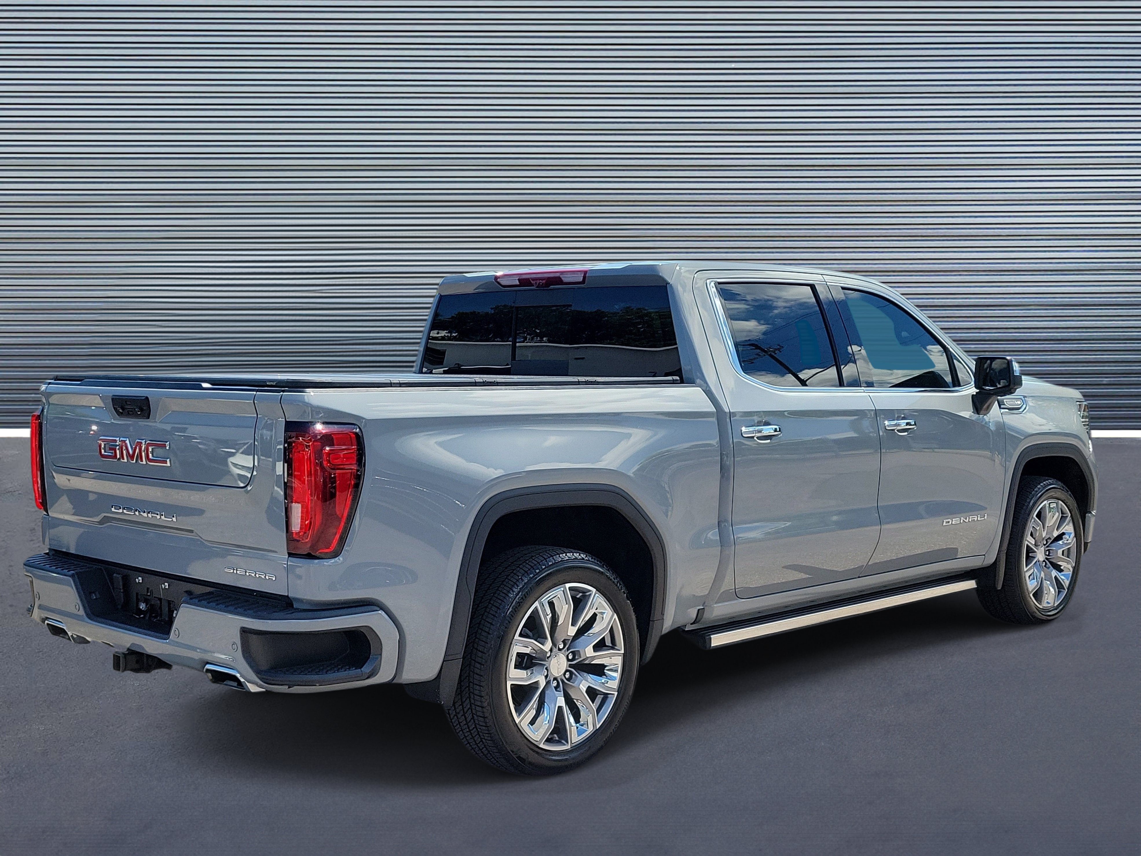 Used 2025 GMC Sierra 1500 Denali 4WD Crew Cab 147 Denali