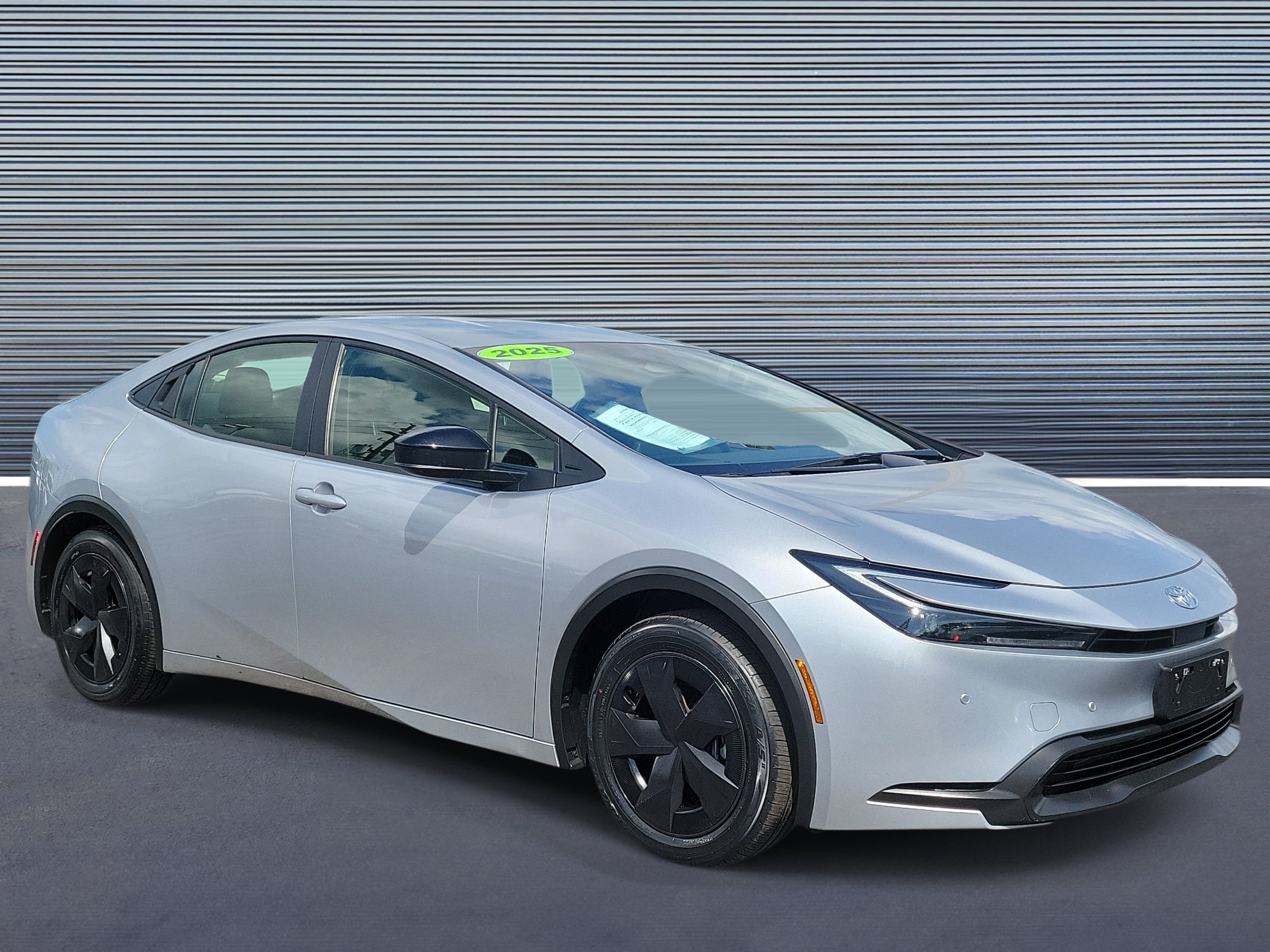 Used 2025 Toyota Prius LE LE
