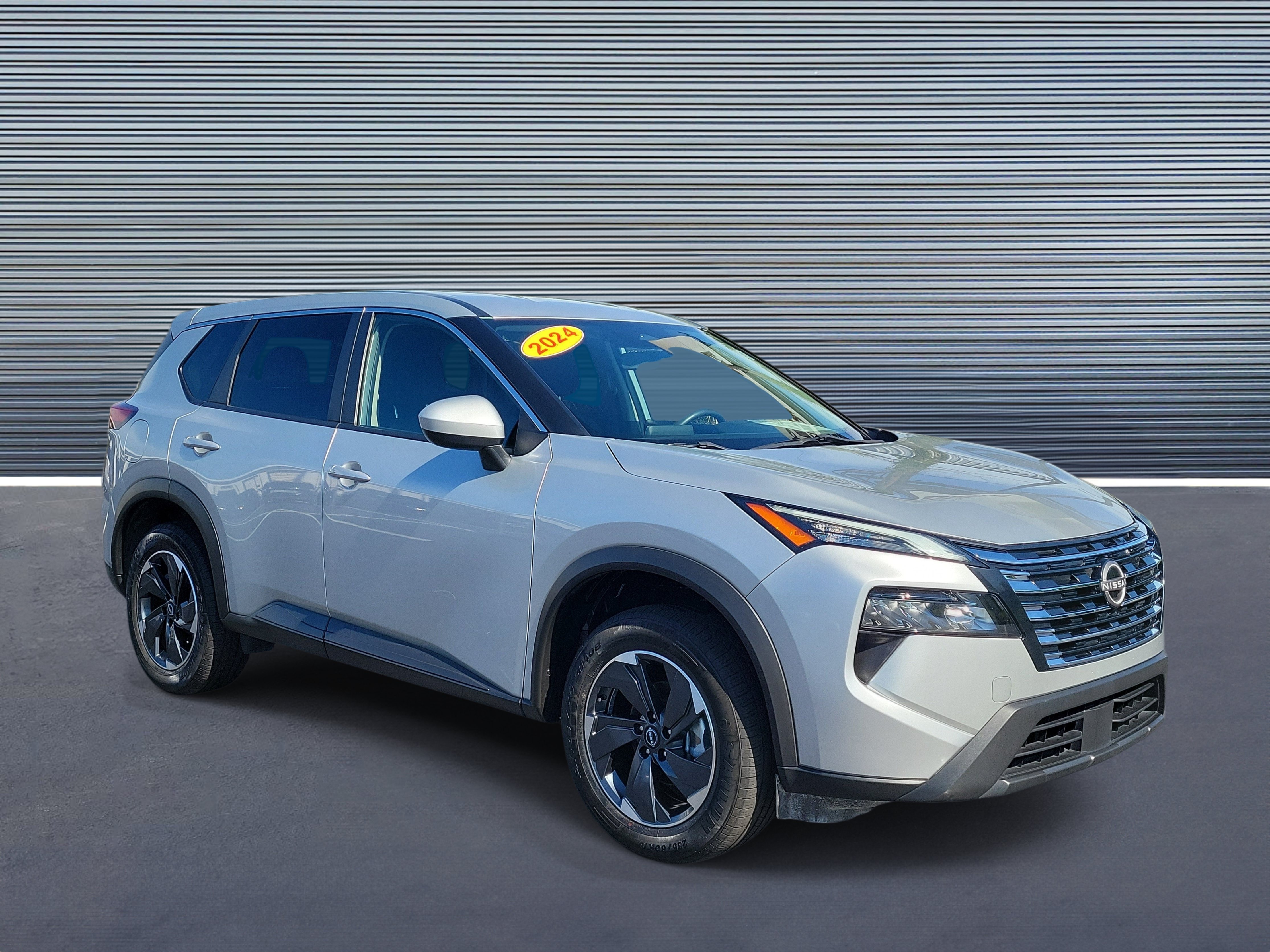 Used 2024 Nissan Rogue SV FWD SV