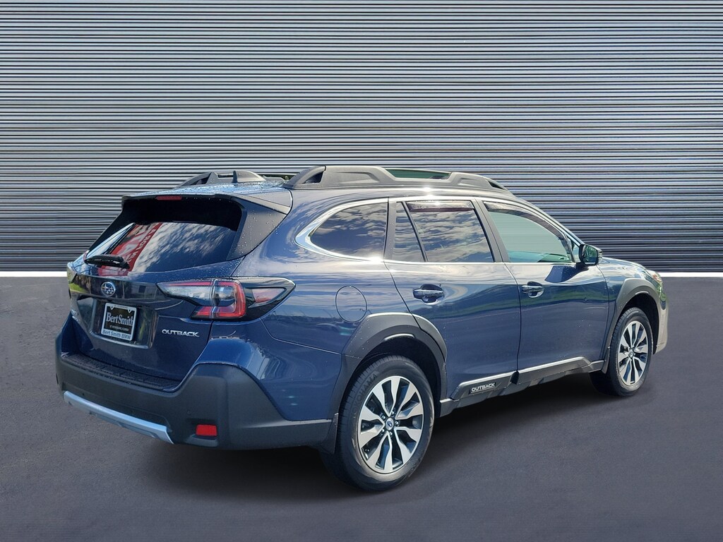 Used 2024 Subaru Outback Limited SUV