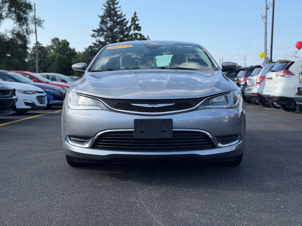 Used 2015 Chrysler 200 Limited Sedan