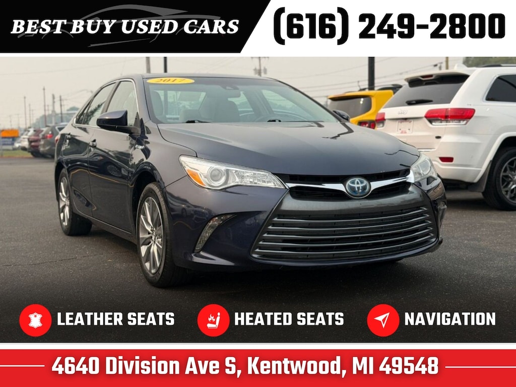 Used 2017 Toyota Camry Hybrid Sedan