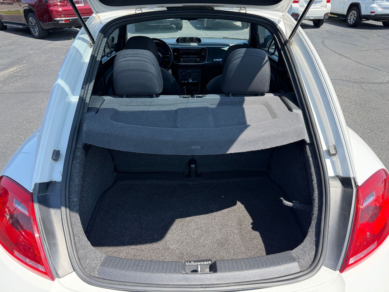 2012 Volkswagen Beetle 2.0 - Photo 28