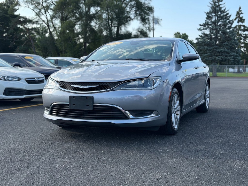 Used 2015 Chrysler 200 Limited Sedan