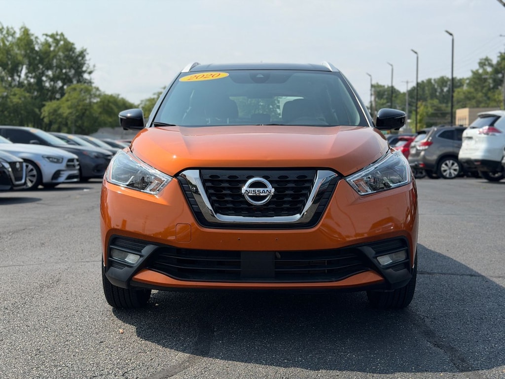 Used 2020 Nissan Kicks SR SUV