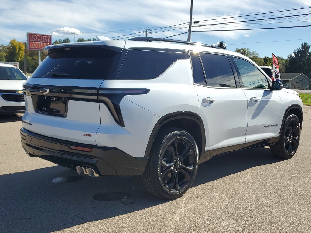 New 2027 Chevrolet Traverse RS SUV
