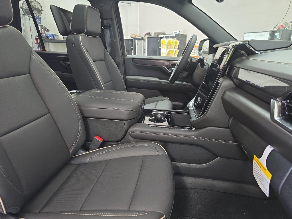 2026 GMC Yukon Elevation - Photo 10