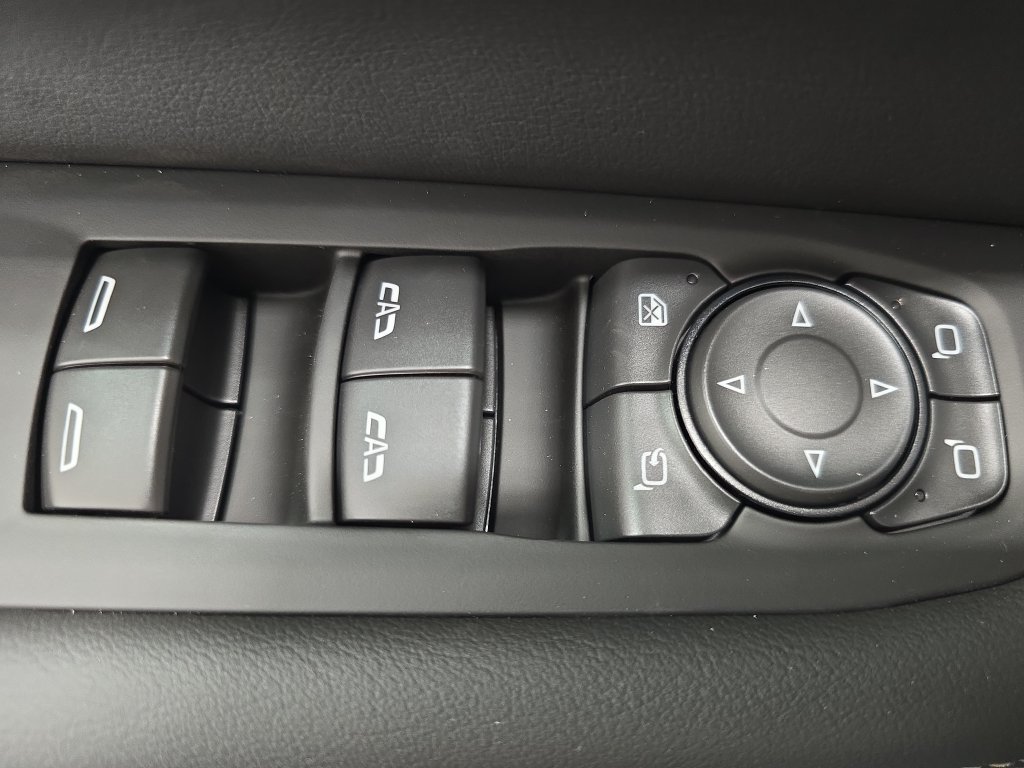 2026 GMC Yukon Elevation - Photo 33