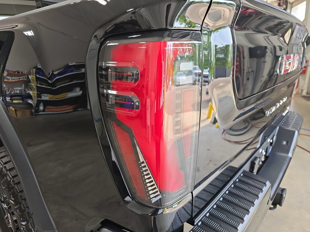 2026 GMC Sierra 2500HD AT4X - Photo 37