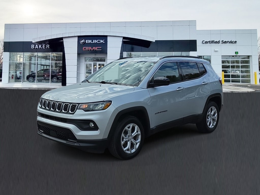Used 2024 Jeep Compass Latitude SUV