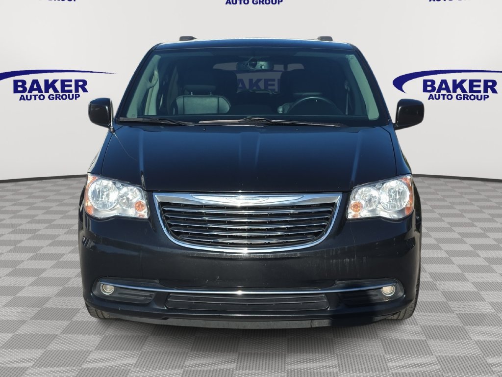 Used 2016 Chrysler Town & Country Touring Van LWB Passenger Van