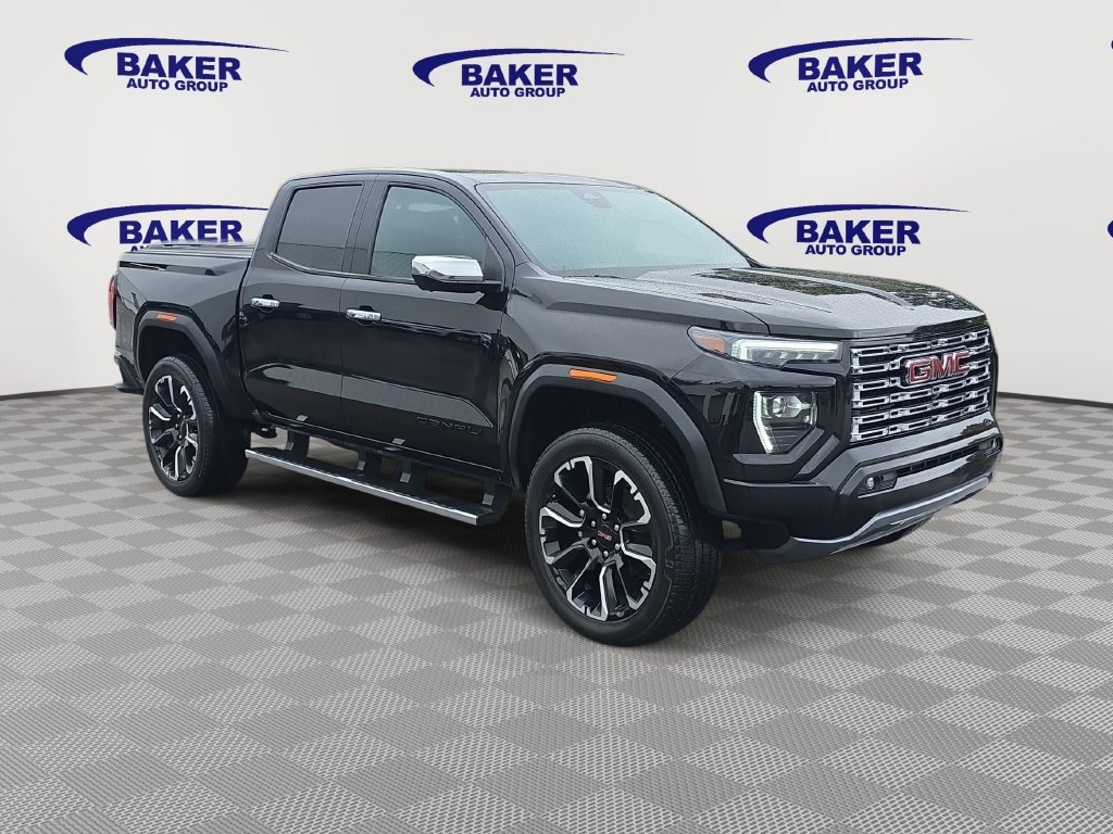 Used 2023 GMC Canyon Denali Truck Crew Cab