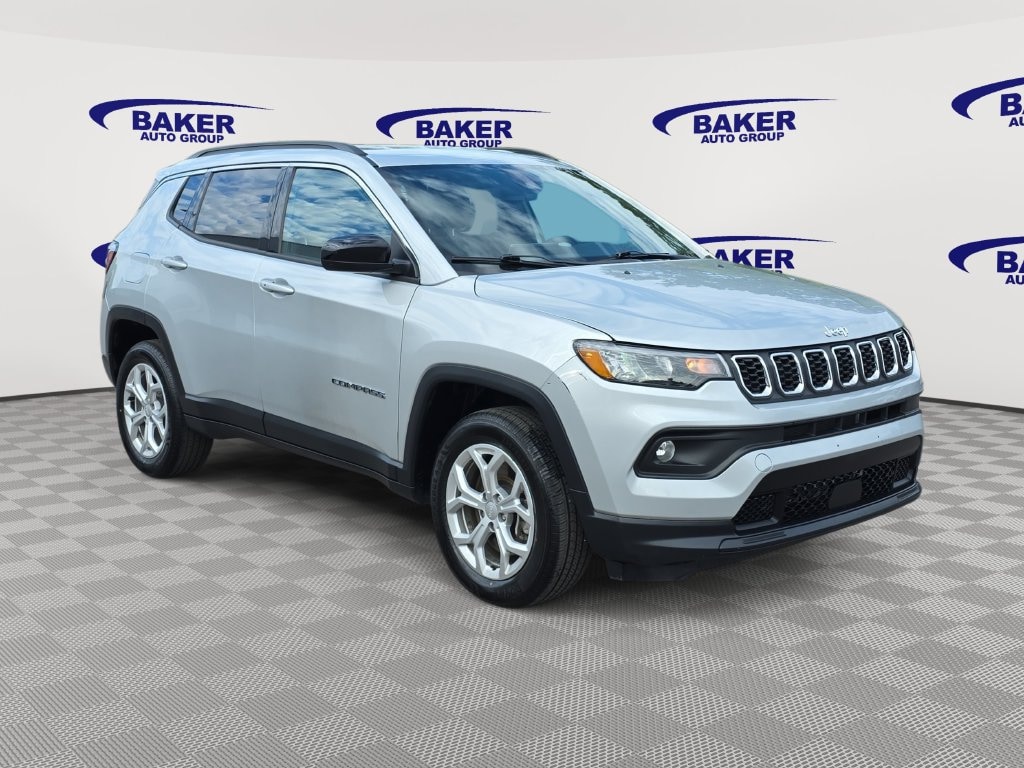 Used 2024 Jeep Compass Latitude SUV
