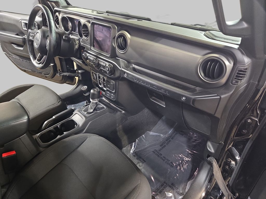 2022 Jeep Wrangler Unlimited Willys - Photo 10