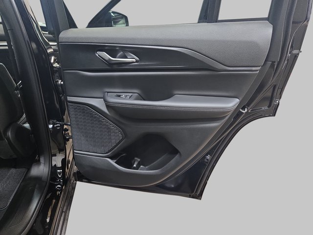 2026 Jeep Grand Cherokee Laredo - Photo 13