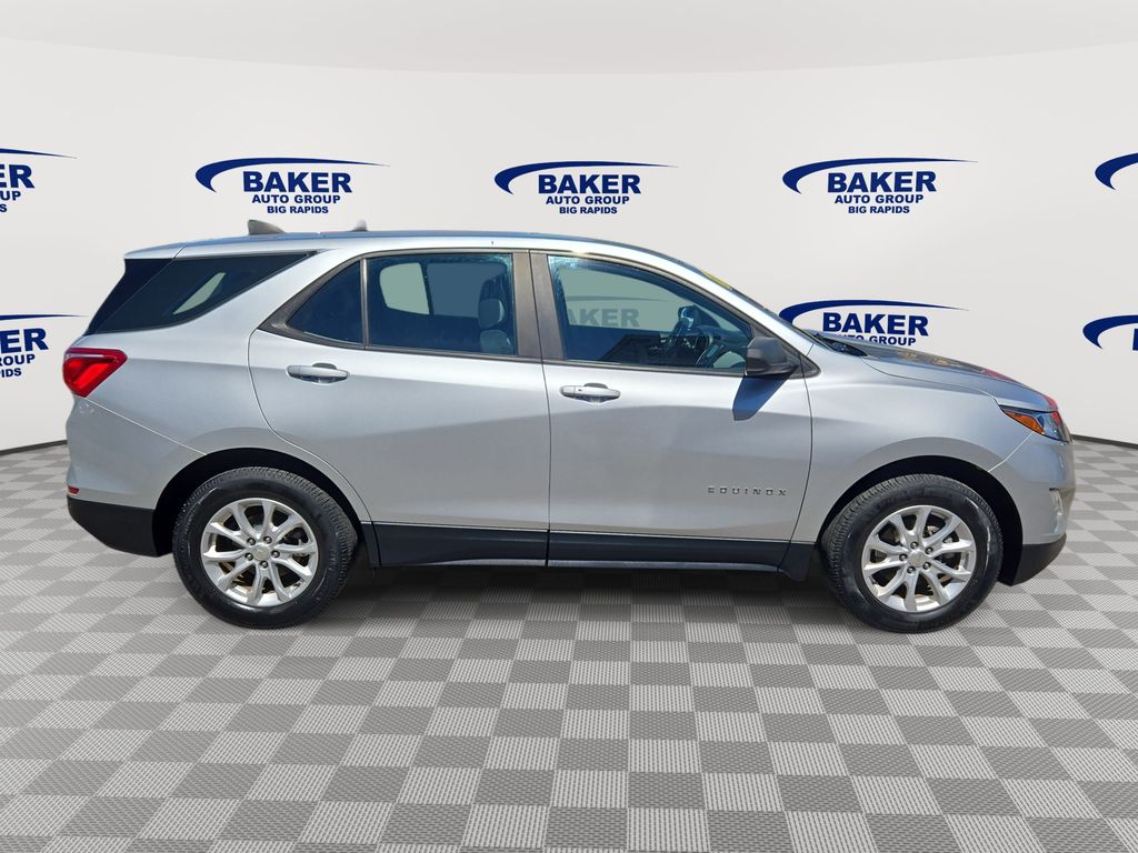 Used 2020 Chevrolet Equinox 1FL with VIN 3GNAX5EV5LS511225 for sale in Big Rapids, MI