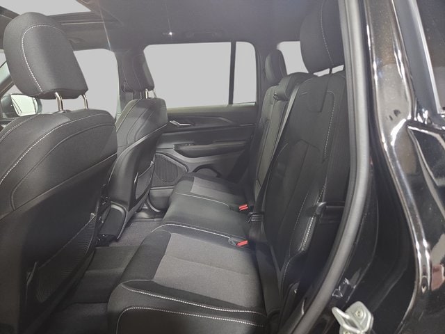 2026 Jeep Grand Cherokee Laredo - Photo 16