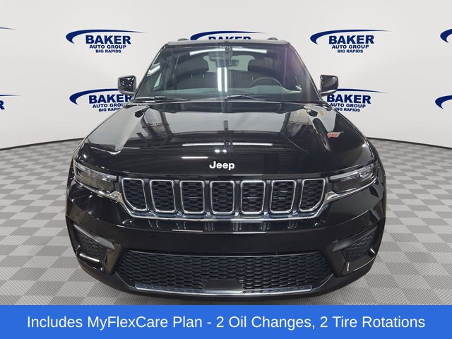 2026 Jeep Grand Cherokee Laredo - Photo 2