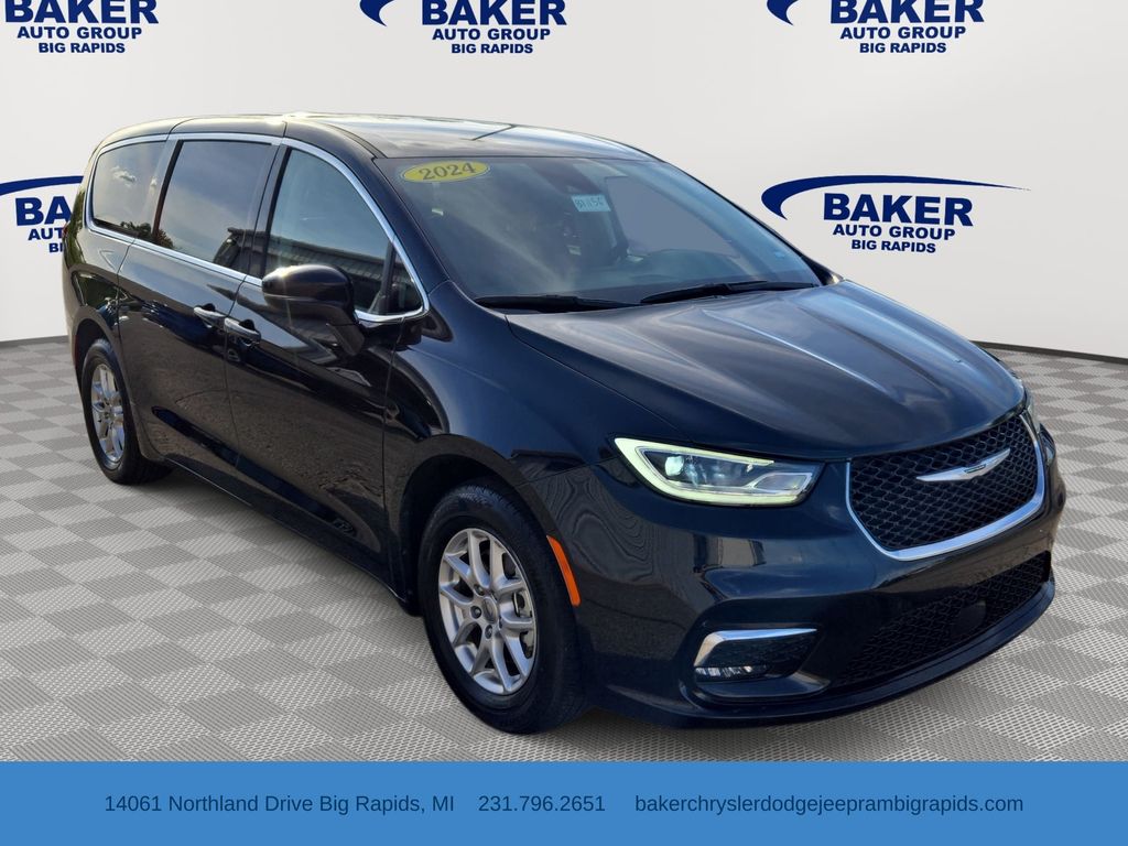 2024 Chrysler Pacifica