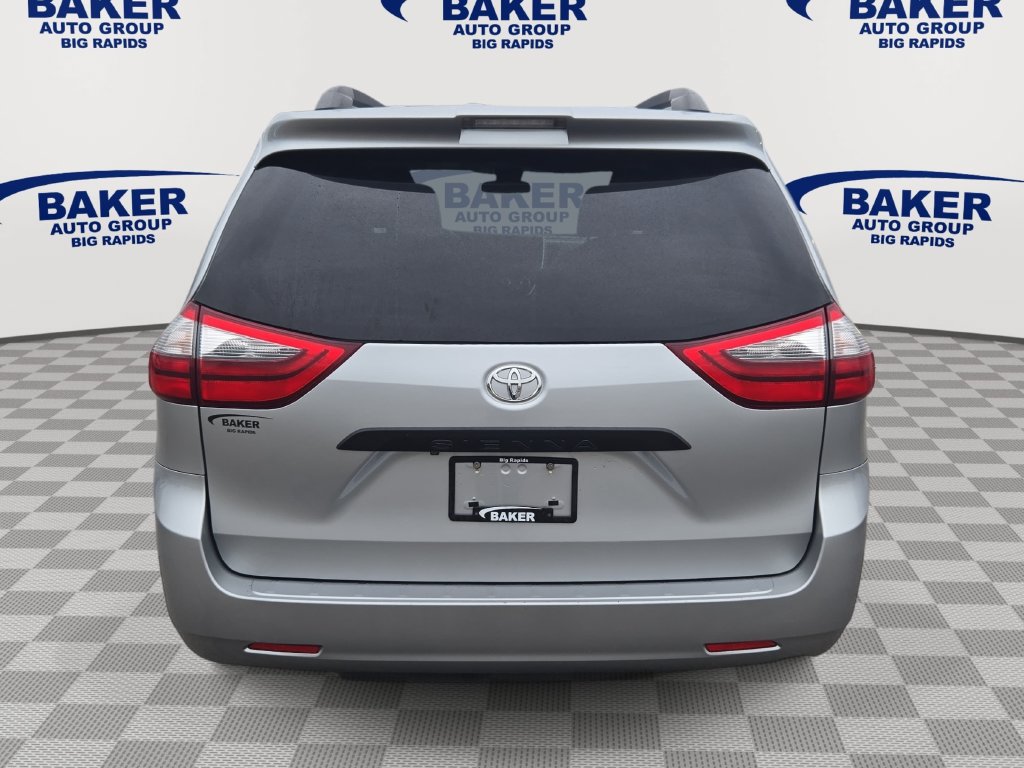 Used 2020 Toyota Sienna L Minivan/Van