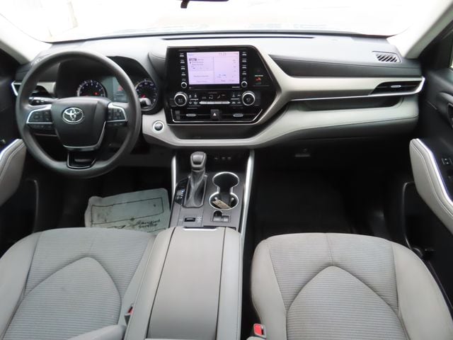 2021 Toyota Highlander L - Photo 26