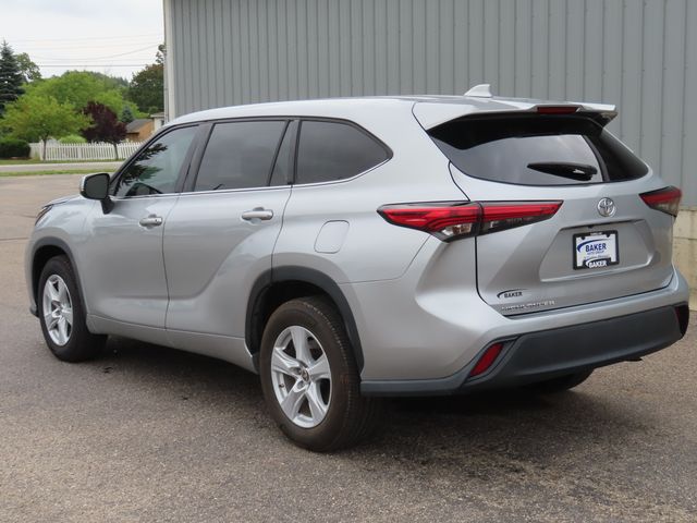 2021 Toyota Highlander L - Photo 9