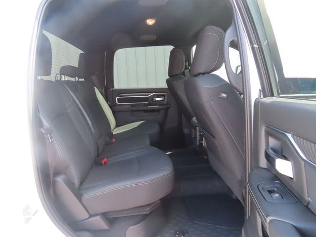2026 RAM 3500 Big Horn - Photo 27