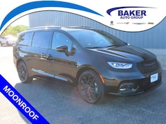 New 2026 Chrysler Pacifica Limited Minivan/Van for sale 