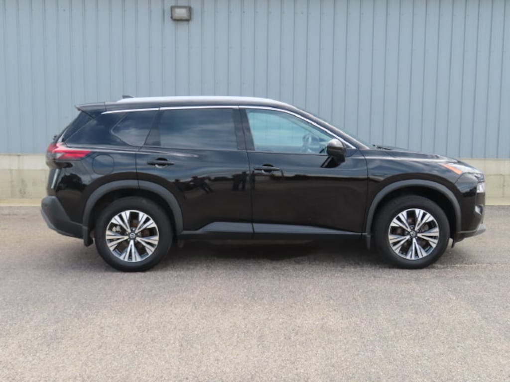 Used 2021 Nissan Rogue SV SUV