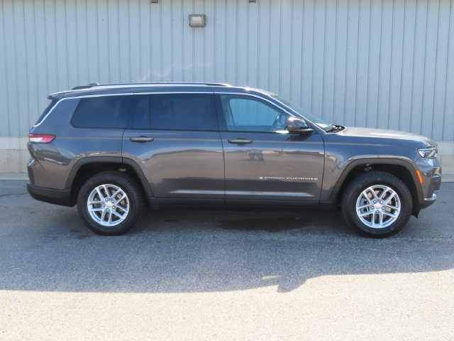 Used 2023 Jeep Grand Cherokee L Laredo SUV
