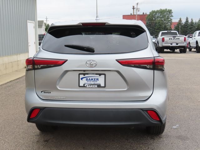 2021 Toyota Highlander L - Photo 10