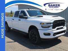 New 2026 Ram 2500 BLACK EXPRESS CREW CAB 4X4 8' BOX Pickup 3C6UR5HJ5TG306264 for sale 