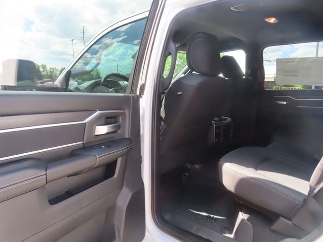 2026 RAM 3500 Big Horn - Photo 19