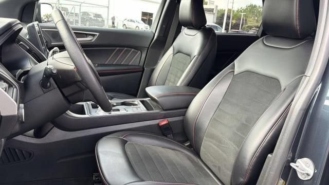 2023 Ford Edge ST-Line - Photo 6