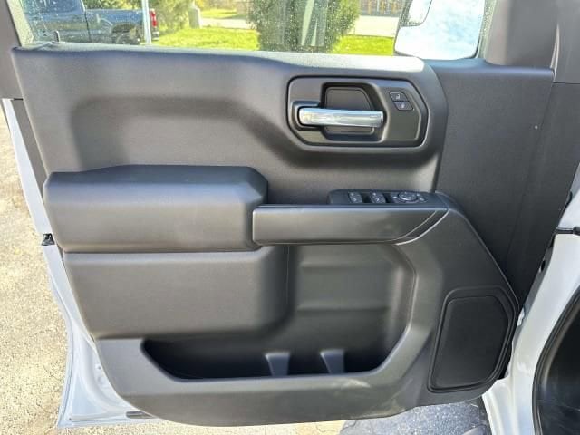 2024 Chevrolet Silverado 1500 Custom - Photo 7