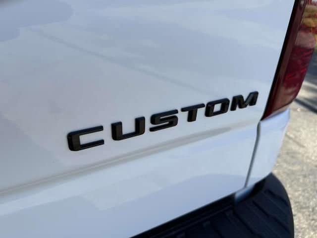 2024 Chevrolet Silverado 1500 Custom - Photo 26